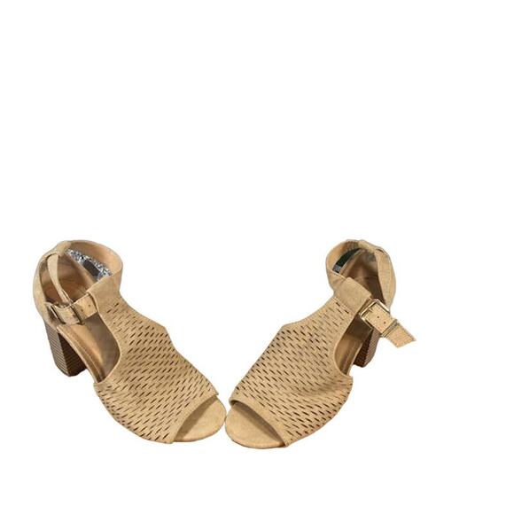 Express Tan Faux Suede Perforated Open Toe Ankle Strap Block Heel Women SZ 6 - Picture 3 of 14